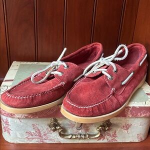 L.L.Bean Casco Bay suede moccasin boat shoes. Size 7.5M
